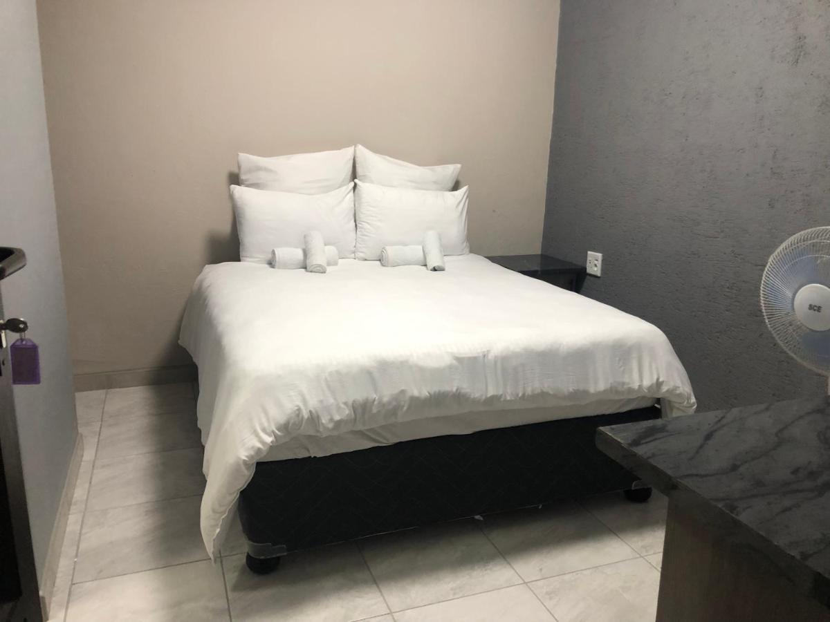The Nest Overnight And Accommodation Usakos Exterior photo